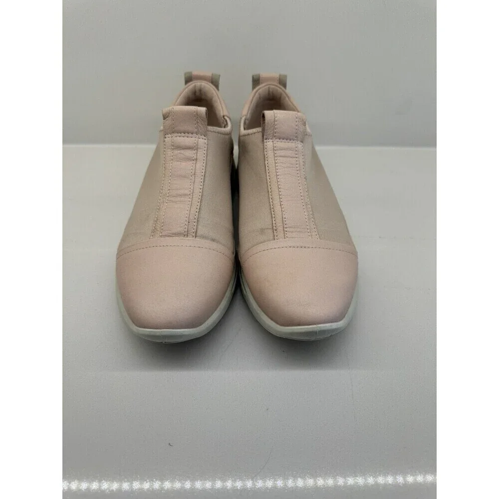 Ecco Gillian sneakers Rose Dust blush Women's Comfort slip on Sneaker - US 8